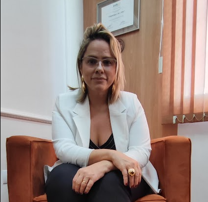 Dra. Adriana Fernandes - Advogada especialista em Direito de Família em São Paulo - OAB/SP 446487